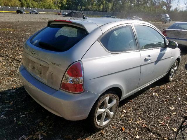 KMHCN3AC8AU166829 - 2010 HYUNDAI ACCENT SE SILVER photo 4