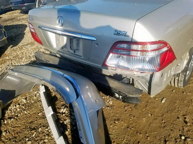 JH4KA96664C006894 - 2004 ACURA 3.5RL SILVER photo 9