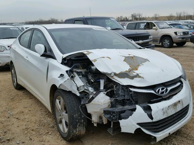 5NPDH4AE4DH333998 - 2013 HYUNDAI ELANTRA GL WHITE photo 9