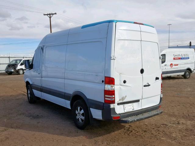 WD3PE7DC8F5977809 - 2015 MERCEDES-BENZ SPRINTER 2 WHITE photo 3