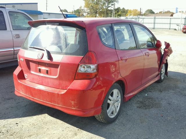 JHMGD38628S020519 - 2008 HONDA FIT SPORT RED photo 4