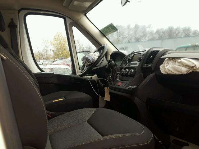 3C7WRVTG9GE119143 - 2016 RAM PROMASTER 白色 照片 5