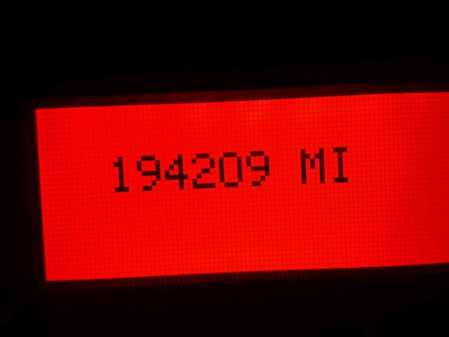 2G2WS522741372272 - 2004 PONTIAC GRAND PRIX GRAY photo 8