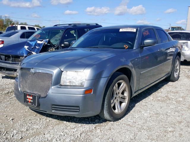 2C3LA43RX7H880453 - 2007 CHRYSLER 300 GRAY photo 2