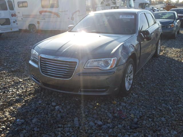 2C3CCAAG9CH115805 - 2012 CHRYSLER 300 GRAY photo 2