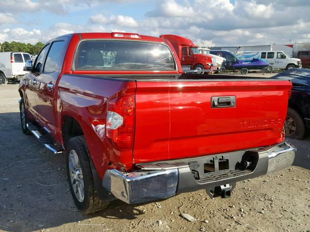 5TFFW5F17HX217425 - 2017 TOYOTA TUNDRA CRE RED photo 3