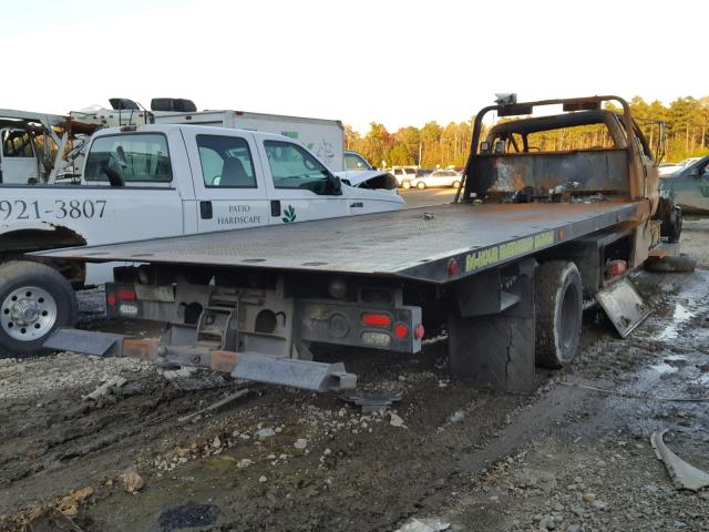 3FRNX65N04V664789 - 2004 FORD F650 SUPER BLACK photo 4