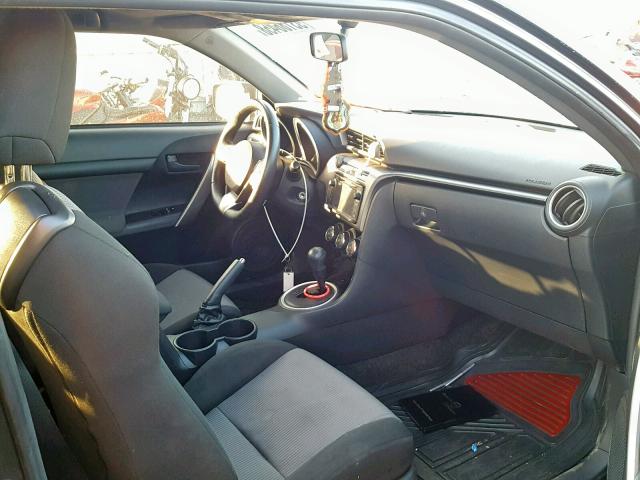 JTKJF5C73E3075122 - 2014 TOYOTA SCION TC ნაცრისფერი ფოტო 5