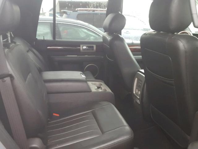 5LMFU28516LJ18956 - 2006 LINCOLN NAVIGATOR ნაცრისფერი ფოტო 6