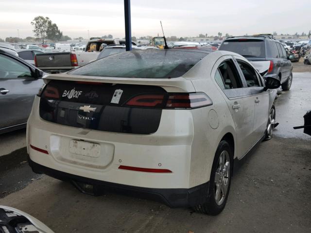 1G1RH6E42CU123903 - 2012 CHEVROLET VOLT WHITE photo 4