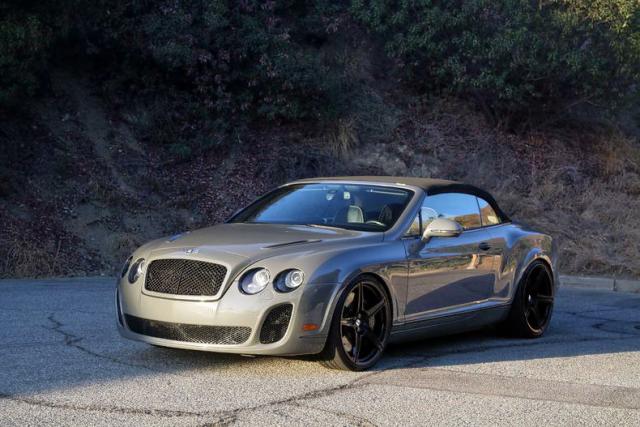 SCBDU3ZA7BC069064 - 2011 BENTLEY CONTINENTA GRAY photo 2