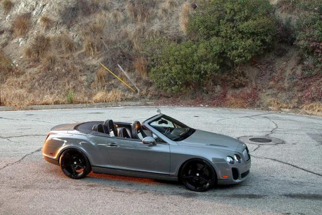 SCBDU3ZA7BC069064 - 2011 BENTLEY CONTINENTA GRAY photo 4