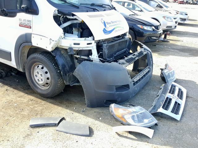 3C7WRVKG2HE510668 - 2017 RAM PROMASTER 白色 照片 9