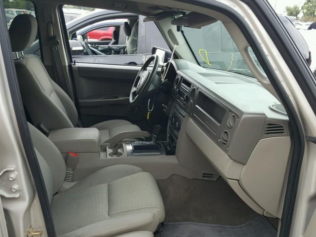 1J8HH48K47C501872 - 2007 JEEP COMMANDER SILVER photo 5