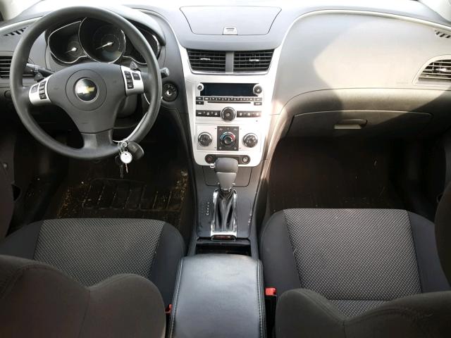 1G1ZC5EB9AF244520 - 2010 CHEVROLET MALIBU 1LT GRAY photo 9