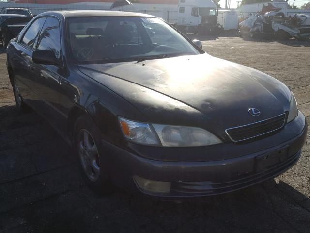 JT8BF28G7W5017294 - 1998 LEXUS ES 300 BLACK photo 1