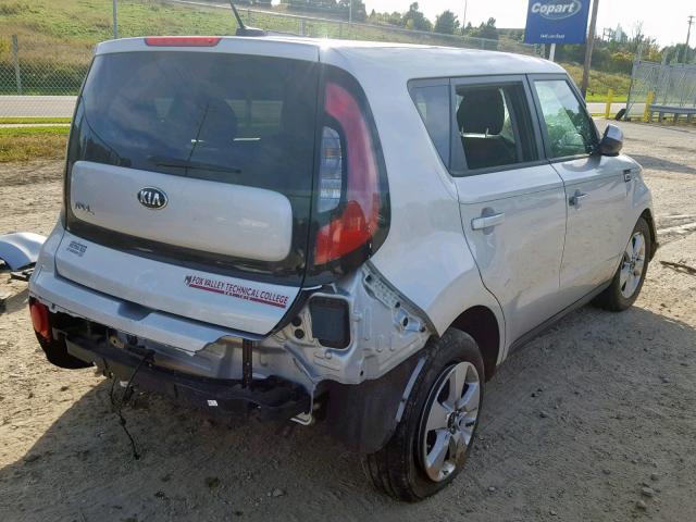 KNDJN2A28J7548807 - 2018 KIA SOUL SILVER photo 4