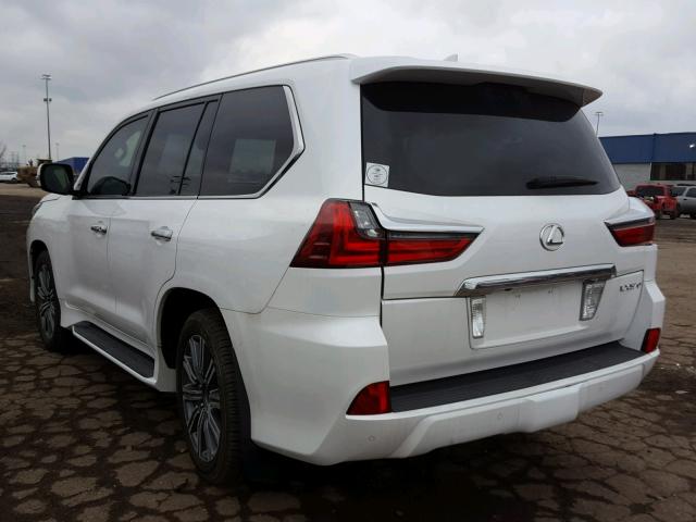 JTJHY7AX1H4237095 - 2017 LEXUS LX 570 WHITE photo 3