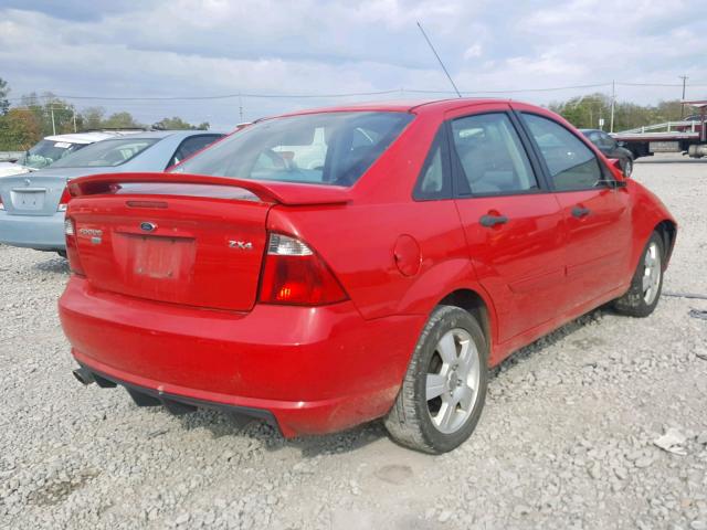 1FAFP34N46W212974 - 2006 FORD FOCUS ZX4 RED photo 4