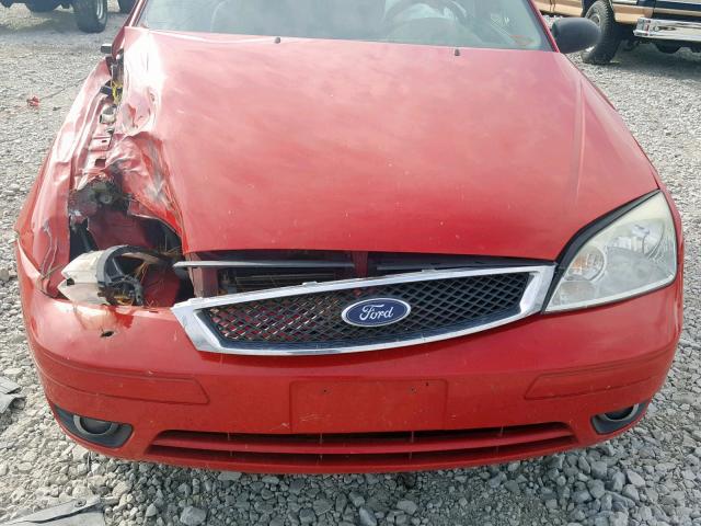 1FAFP34N46W212974 - 2006 FORD FOCUS ZX4 RED photo 7