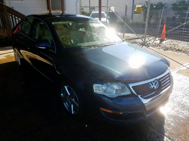 WVWAK73C78P053228 - 2008 VOLKSWAGEN PASSAT KOM BLUE photo 1