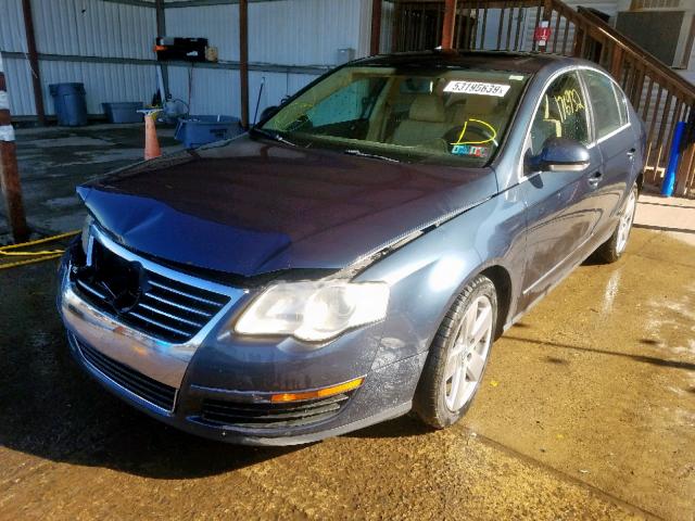 WVWAK73C78P053228 - 2008 VOLKSWAGEN PASSAT KOM BLUE photo 2