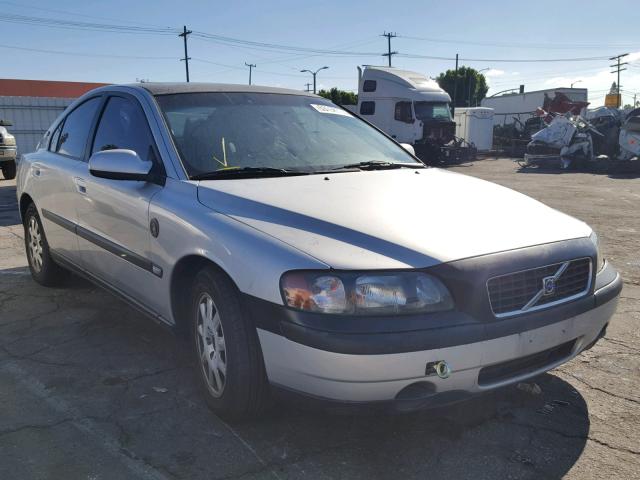 YV1RS61R222166913 - 2002 VOLVO S60 SILVER photo 1