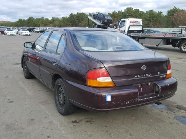 1N4DL01D5WC212321 - 1998 NISSAN ALTIMA XE MAROON photo 3