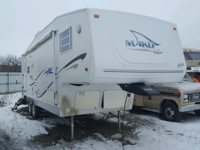 1NL1MFM2631061448 - 2003 MAKO TRAIL LITE WHITE photo 1