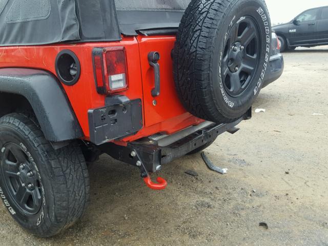 1C4AJWAG8FL562607 - 2015 JEEP WRANGLER S RED photo 9