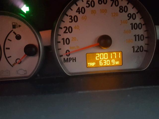 1G8AK52F44Z178521 - 2004 SATURN ION LEVEL SILVER photo 8