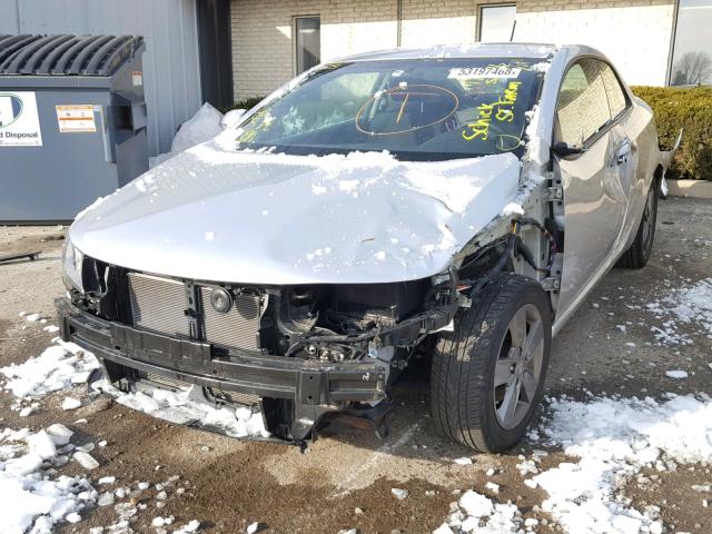 KNAFU6A21C5567906 - 2012 KIA FORTE EX SILVER photo 2