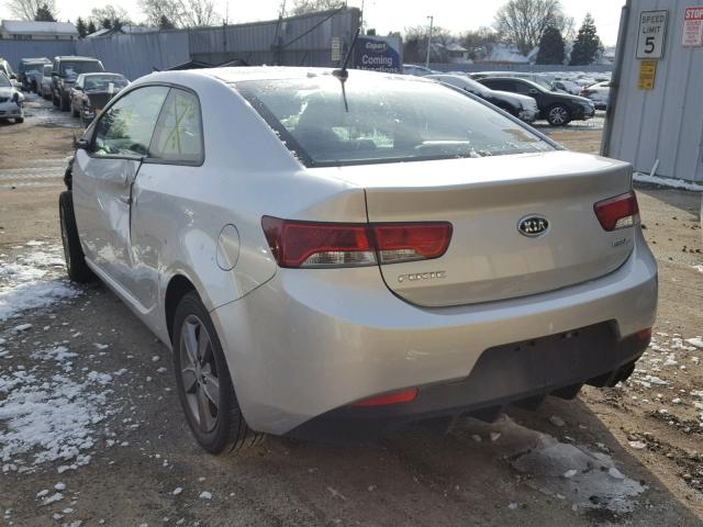 KNAFU6A21C5567906 - 2012 KIA FORTE EX SILVER photo 3