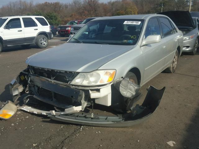 4T1BF28B4YU080833 - 2000 TOYOTA AVALON XL GRAY photo 2