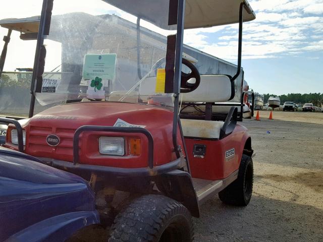 2323826 - 2005 GOLF CLUB CAR RED photo 1