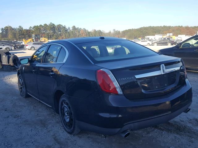 1LNHM93R29G609533 - 2009 LINCOLN MKS BLACK photo 3