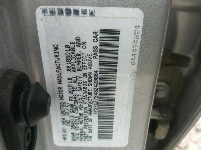 5Y2SL678X8Z423884 - 2008 PONTIAC VIBE SILVER photo 10