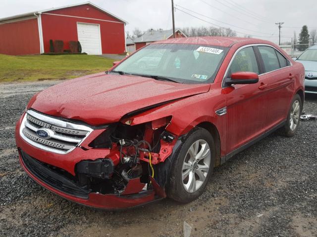 1FAHP2EW4BG104062 - 2011 FORD TAURUS SEL RED photo 2