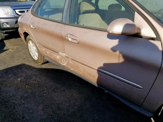 1FALP52U5VG302281 - 1997 FORD TAURUS GL GOLD photo 9