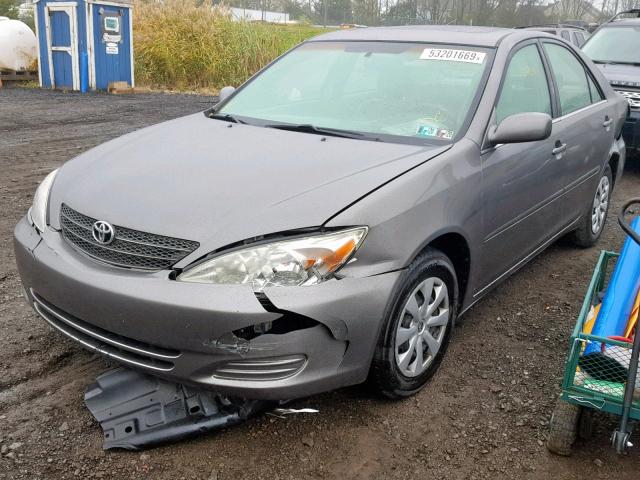 4T1BE30K33U705526 - 2003 TOYOTA CAMRY LE GRAY photo 2