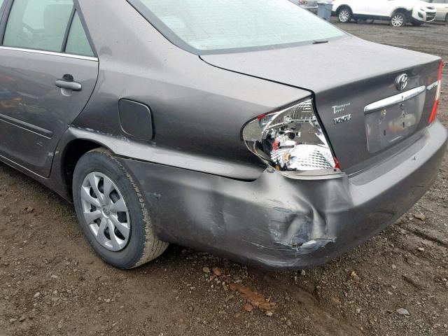 4T1BE30K33U705526 - 2003 TOYOTA CAMRY LE GRAY photo 9