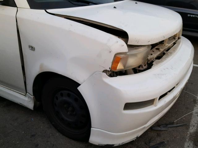 JTLKT334964085331 - 2006 TOYOTA SCION XB Ақ фото 9