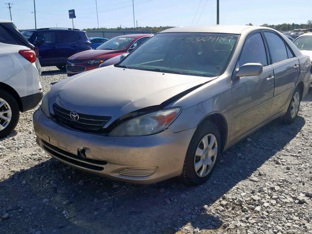 4T1BE32K43U654132 - 2003 TOYOTA CAMRY LE GOLD photo 2