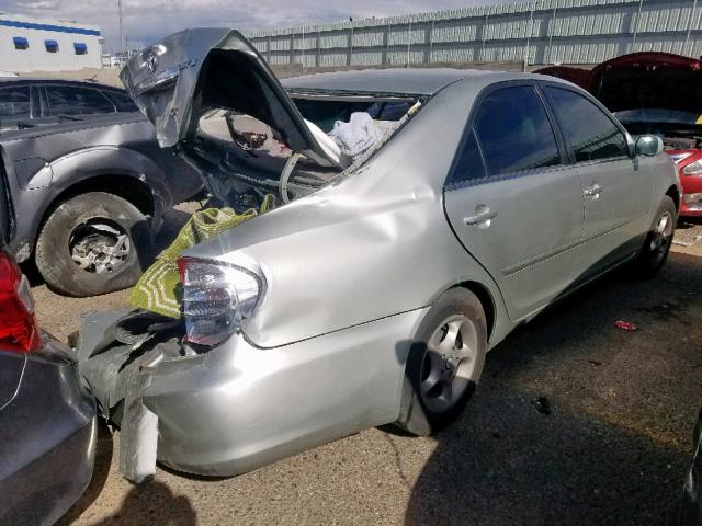 JTDBE32K520106439 - 2002 TOYOTA CAMRY LE SILVER photo 4