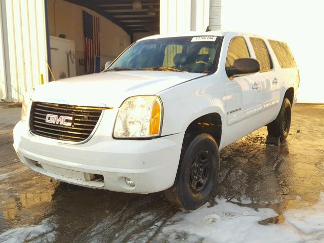 1GKFC16JX7J216213 - 2007 GMC YUKON XL C WHITE photo 2