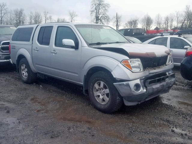 1N6AD07W45C450305 - 2005 NISSAN FRONTIER C SILVER photo 1