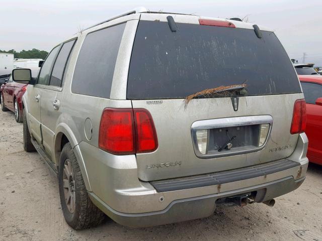 5LMFU27R23LJ51240 - 2003 LINCOLN NAVIGATOR SILVER photo 3