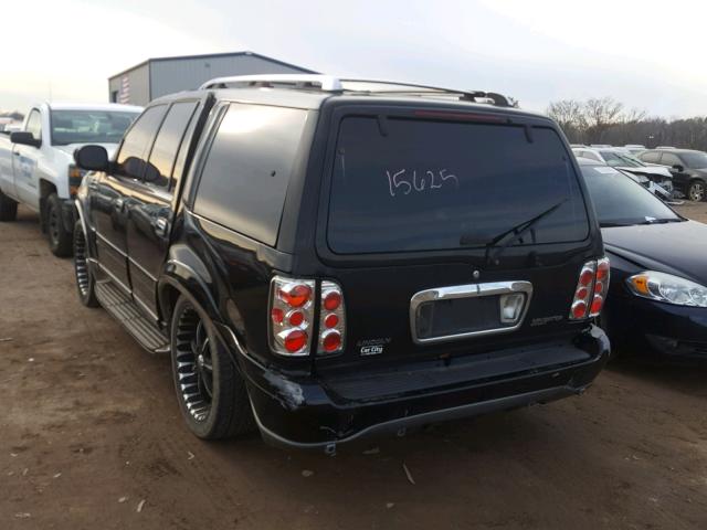 5LMFU28R71LJ10999 - 2001 LINCOLN NAVIGATOR BLACK photo 3