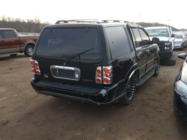 5LMFU28R71LJ10999 - 2001 LINCOLN NAVIGATOR BLACK photo 4