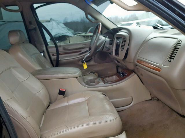 5LMFU28R71LJ10999 - 2001 LINCOLN NAVIGATOR BLACK photo 5